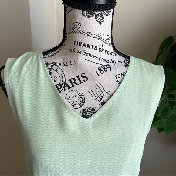 Tommy Bahama Silk Cayman Princess Sheath Dress Green Sz 8 - Picture 3 of 15